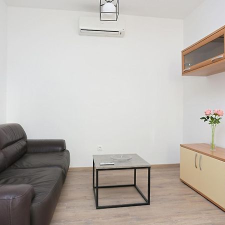 Apartments With A Parking Space Stanici, Omis - 1027 Celina Pokój zdjęcie