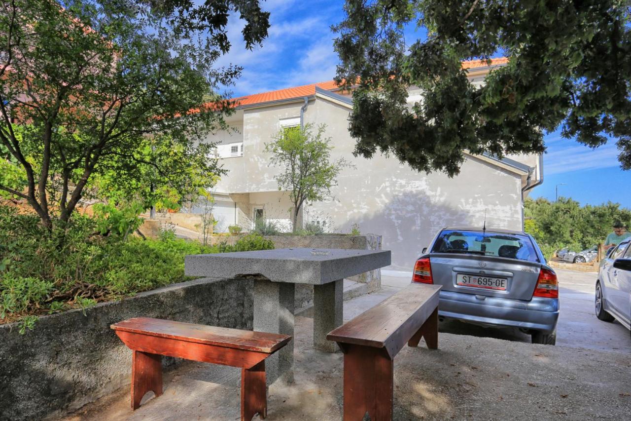 Apartments With A Parking Space Stanici, Omis - 1027 Celina Zewnętrze zdjęcie
