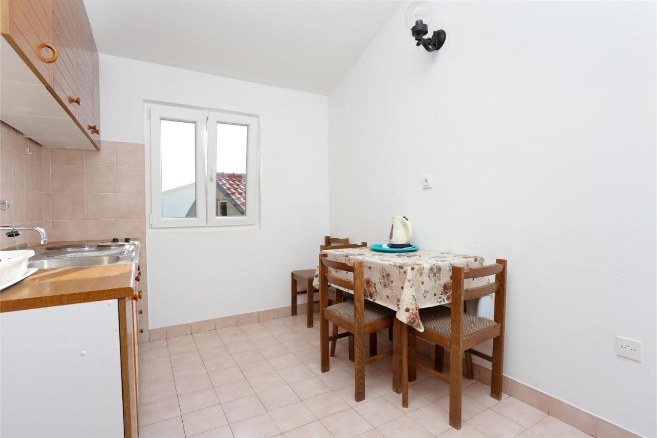Apartments With A Parking Space Stanici, Omis - 1027 Celina Zewnętrze zdjęcie