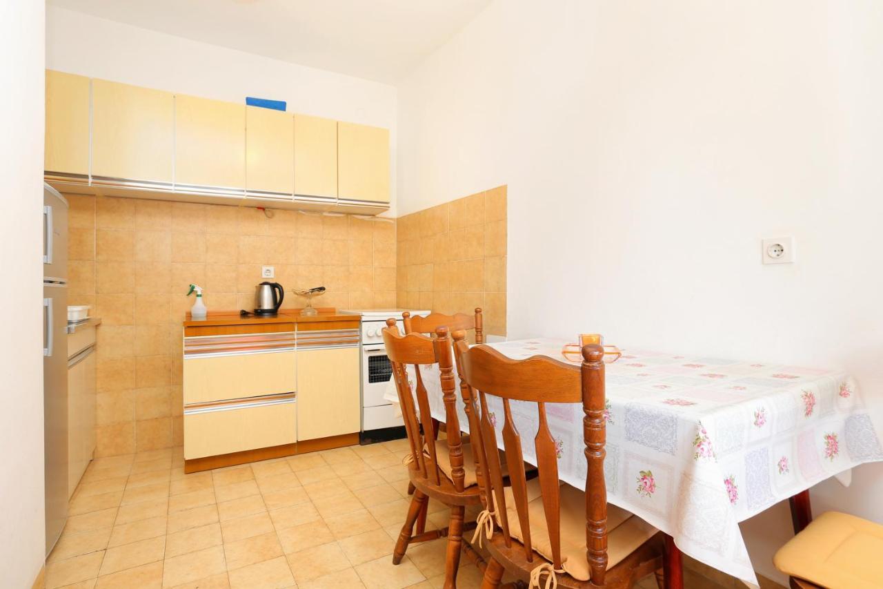 Apartments With A Parking Space Stanici, Omis - 1027 Celina Zewnętrze zdjęcie