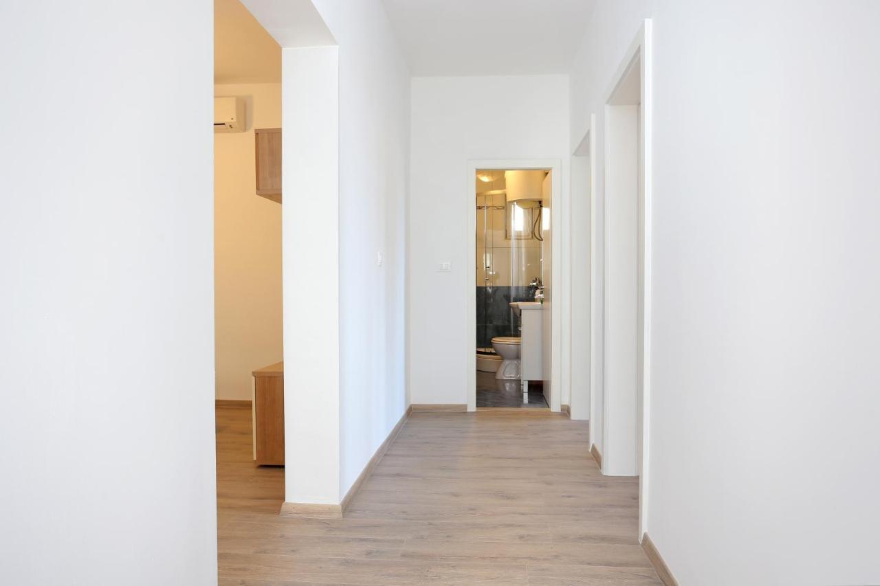Apartments With A Parking Space Stanici, Omis - 1027 Celina Zewnętrze zdjęcie