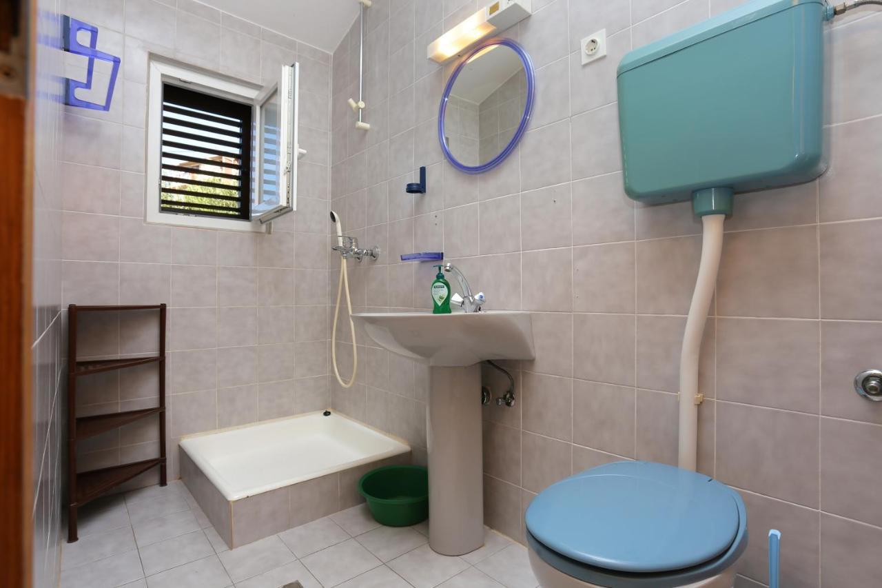 Apartments With A Parking Space Stanici, Omis - 1027 Celina Zewnętrze zdjęcie